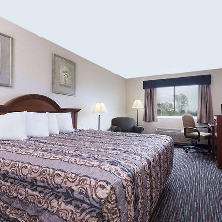 Baymont By Wyndham Columbus/Rickenbacker Otel Dış mekan fotoğraf